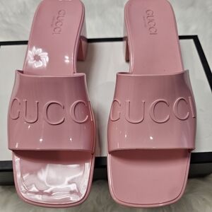 Gucci Pink Rubber sandals
